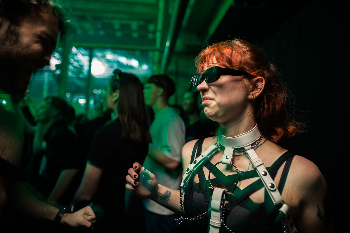 Loading... just a sec